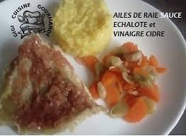 Ailes De Raie Sauce Echalote Et Vinaigre A L Omnicuiseur Recette Sauce Echalote Cuisine Gourmande Recette Aile De Raie