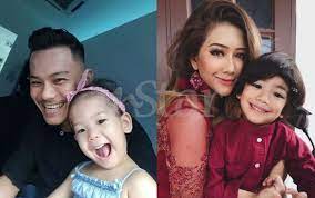 Fatin afeefa dan sheila rusly ketuk ketuk ramadan 2019. Anak Lelaki Fatin Afeefa Tidak Ada Kaitan Dengan Adam Shahz Hiburan Mstar