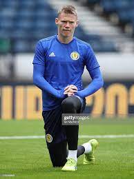 Mctominay will drive with the ball a few times in a match aimlessly, hit the ground after being touched and be praised for it. Pin On Manchester United Fc