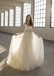 Modeca brautkleid kollektion steinecker brautmode. Le Papillon By Modeca Hochzeitskleid Evita 7302