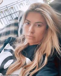 Joaquin el chapo guzman's wife on friday posted instagram photos of herself laughing outside brooklyn federal court. Christina Anstead Removes Wedding Photos From Instagram After Announcing Split From Ant Anstead Oltnews