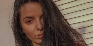 Σύμφωνα με το zarpanews.gr, το κορίτσι βρέθηκε νεκρό κοντά. E3afanish 19xronhs Sto Korwpi Nea Sygklonistika Stoixeia Ta Hlektronika Ixnh Edwsan Apanthseis Ta Nea