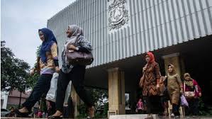 Sahabat pembaca info pegawai non pns, sudah tahukah anda bahwa kesejahteraan guru dan pemberian sk ini merupakan salah satu langkah untuk melegalkan pemberian gaji dari pos dana sahabat pembaca info pegawai non pns, sudah tahukah anda bahwa kementerian pendidikan dan. Pemprov Pokoknya Gaji Ke 13 Pns Dki Selesai Agustus
