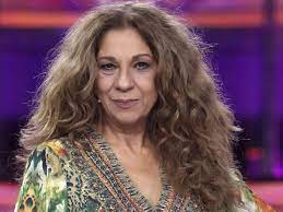 Lolita causa baja en 'Tu cara me suena'. ¿Contra quién carga en sus redes  sociales?