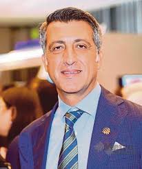 Maxis catat momentum positif