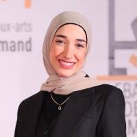 3200+ "Farah ......." profiles