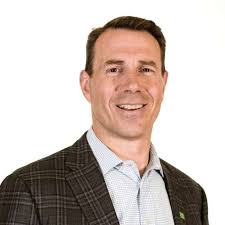 Tom Shoemaker's Instagram, Twitter & Facebook