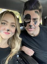 Annie McClelland and Jared Burt's Wedding Website