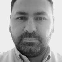 50+ perfiles de «Eduardo Borja»