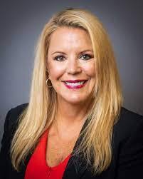 Shelly Antonson's Instagram, Twitter & Facebook