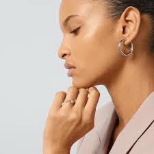 Flora 18k diamond ring in 18k rose gold