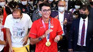 Mete gazoz punched the air with delight after beating former olympic champion italy's mauro nespoli in the men's individual archery final at tokyo 2020. Uybtsdtdfh3dsm