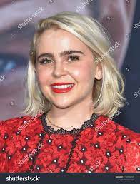 Los Angeles Oct 01 Mae Whitman Arrives To The Ad Sponsored Oct Angeles Los Arrives Mae Whitman Pretty People Beautiful Hair
