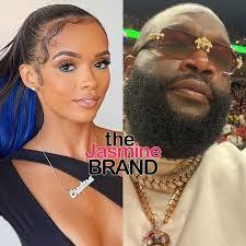 Ross Mackey's Instagram, Twitter & Facebook