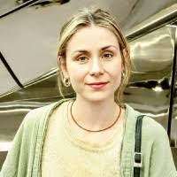 20+ 'Dora Van' profiles