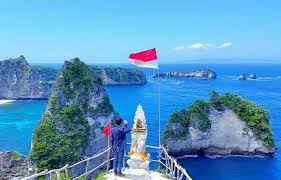 Kelingking beach pohon cinta broken bay angel's paket tour 1 hari 1 malam di nusa penida tempat wisata yang dikunjungi: Destinasti Keindahan Wisata Pulau Seribu Di Nusapenida Klungkung Bali Ihategreenjello