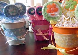 Babybinkz Baby Washcloth Lollipop Pail These Adorable Washcloth Lollipops Look Good Enough To Eat Unique Baby Shower Gifts Unique Baby Shower Baby Shower