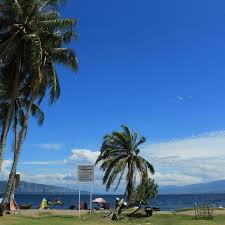 Kegiatan liburan menjadi semakin menyenangkan dengan mengunjungi berbagai destinasi yang menawarkan pengalaman berbeda dibandingkan dengan lokasi wisata lainnya. Pantai Tanjung Mutiara Tujuan Wisata