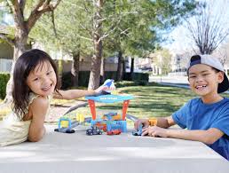 Comparison shop for lightning mcqueen color changer toy vehicles & planes in toys & games. Celebrating Disney Pixar Cars Week With Color Changing Cars I 2021