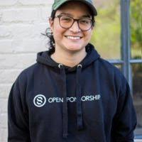 Heather Rugg's Instagram, Twitter & Facebook