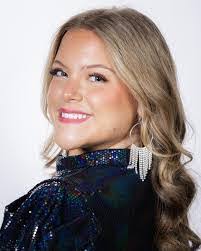 Aziza Williams's Instagram, Twitter & Facebook