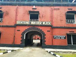 Benteng van der wijk terletak di kota gombong, kabupaten kebumen, jawa tengah. Benteng The Raid 2 Yang Bersejarah Di Gombong