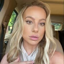 Brooke Stanley's Instagram, Twitter & Facebook