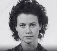 Female spy helps allies in Nazi-occupied France