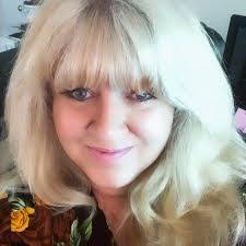 Sherry Lott's Instagram, Twitter & Facebook