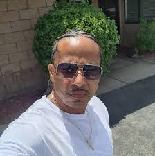 Deon Carter's Instagram, Twitter & Facebook