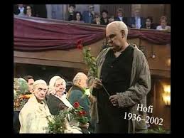 Listen to music from hofi géza like kapufa a hibás (live). A Felejthetetlen Hofi Geza 1936 2002 Youtube