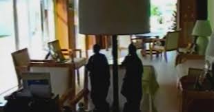 Apr 22, 2021 · white house. Newly Released Video Shows What Was Inside Jeffrey Epstein S Florida Mansion In 2005 Cbs News