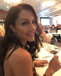 Hey guys, my buddy @c.a.m.c.a.r.n.e.y Is a young Great Lakes surfer looking  for support to take his surfing to the next level by competing next month  in an international competition, the Rip