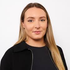 I am so pleased to announce that last night, I was named The Insurance  Marketers Group Young Marketer of the Year 2022! This award was presented  in the Old Library at Lloyd's,