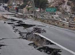 Quien escribe no precisó residir justo en la cuna de la rebeldía nacional en el primer semestre de 1976 para experimentar lo que puede acarrear un temblor de tierra respetable. Imagenes De Temblor Buscar Con Google Nepal Earthquake Earthquake Natural Disasters
