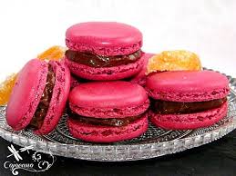 Macarons Ganache Chocolat Blanc Ou Noir Au Pamplemousse Confit Les Petits Plats Dans Les Grands Macaron Ganache Chocolat Blanc Chocolat Blanc