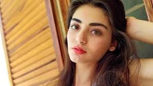 Kurulus Osman Da Bala Hatun Kimdir Ozge Torer In Hayati Turkish Actors Celebrities Actors Actresses