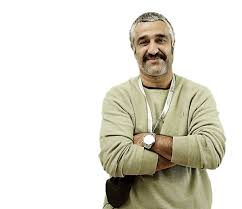 بازپرس بر سر دوراهی