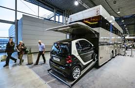 In jeder variante ein tolles erlebnis. Luxus Wohnmobil Das Gefahrt Der Firma Ketterer Ist Mehr Als Elf Meter Lang Wiegt 22 Tonnen