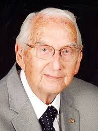 Charles Collette's Instagram, Twitter & Facebook