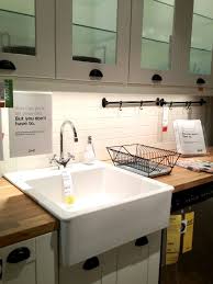 Shaker Style Kitchen Cabinets Cabinets Design Sleek And Modern Shaker Style Cabinets For Kitchen Kuchendesign Bauernhaus Stil Kuche Ikea Kuchenideen