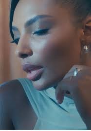 El alma se rompía en silencio… pero aprendió a disimular ❤️‍🩹 #Anestesiada  17 de Octubre @Noelschajris @Dynamo Productions