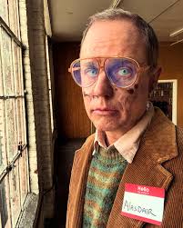 Let's welcome bachelor number 2