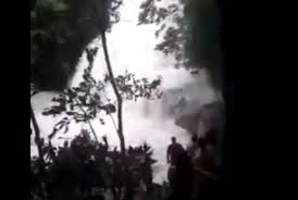 Você sabe qual a diferença entre tromba d'água e cabeça d'água? Tres Pessoas Morrem Apos Cabeca D Agua Atingir Cachoeira De Mg Radio Jb Fm 99 9 Rj Online