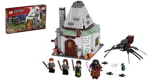 Durante la clase vuela, draco malfoy roba la bola de cristal de otro estudiante y lanza en un árbol; The Best Lego Harry Potter Sets Ranked Dude Shopping