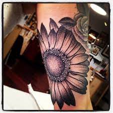 Fun Flower Erik Jacobsen Idlehandsf Tattoo Blackandgrey Flowertattoo Sunflower Sf At Idle Hand Ta Foot Tattoos Tattoos For Women Flowers Daisy Tattoo