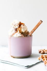 Ice Cream For Breakfast Syrup And Waffles Ice Cream Recipe Avec Images Nourriture Idee Pour Manger Miam