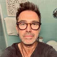 Pedro Varela's Instagram, Twitter & Facebook