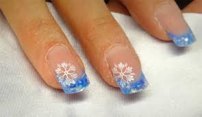 Die anleitung fasst alle schritte von der vorbereitung über die nagelmodellage bis hin zum. Anleitung Nailart Mit Frenchspitzen Wunderschon