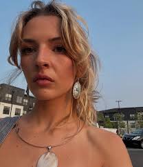 2025 thank you to my lovers 🌞 vetiver EP release 🦋 solar session  @mccarrenparkhouse @thenammshow official showcase ! @ladybugmusicfest  @meadowlark_fest @caphillhouse @union_pool @clubgroovenyc @petescandystore  @kptzradio @brooklynbuzz.onair @siriusxm ...